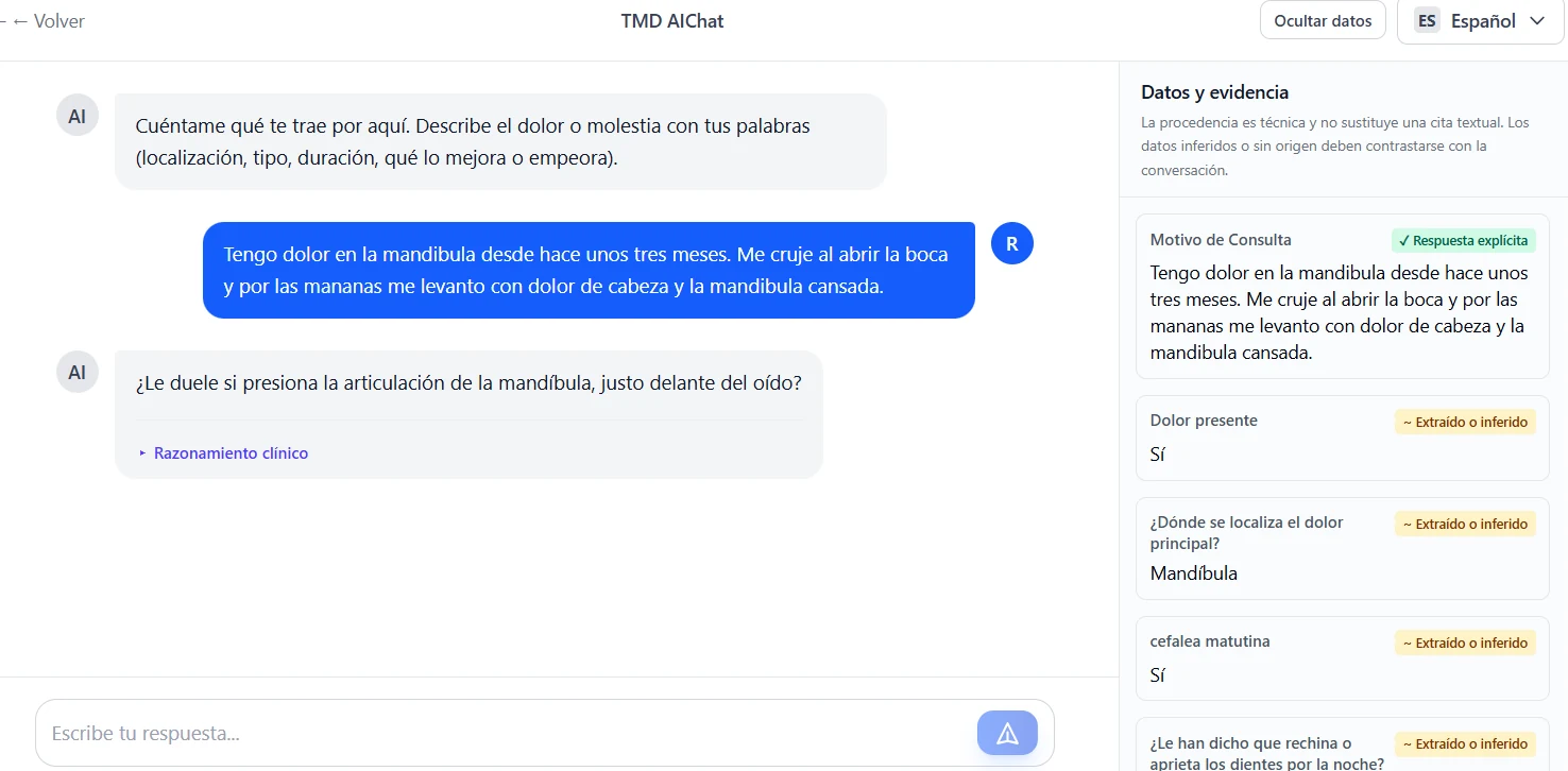 Captura real de TMDream: conversación con el asistente clínico y, a la derecha, los datos que ha extraído con su procedencia.